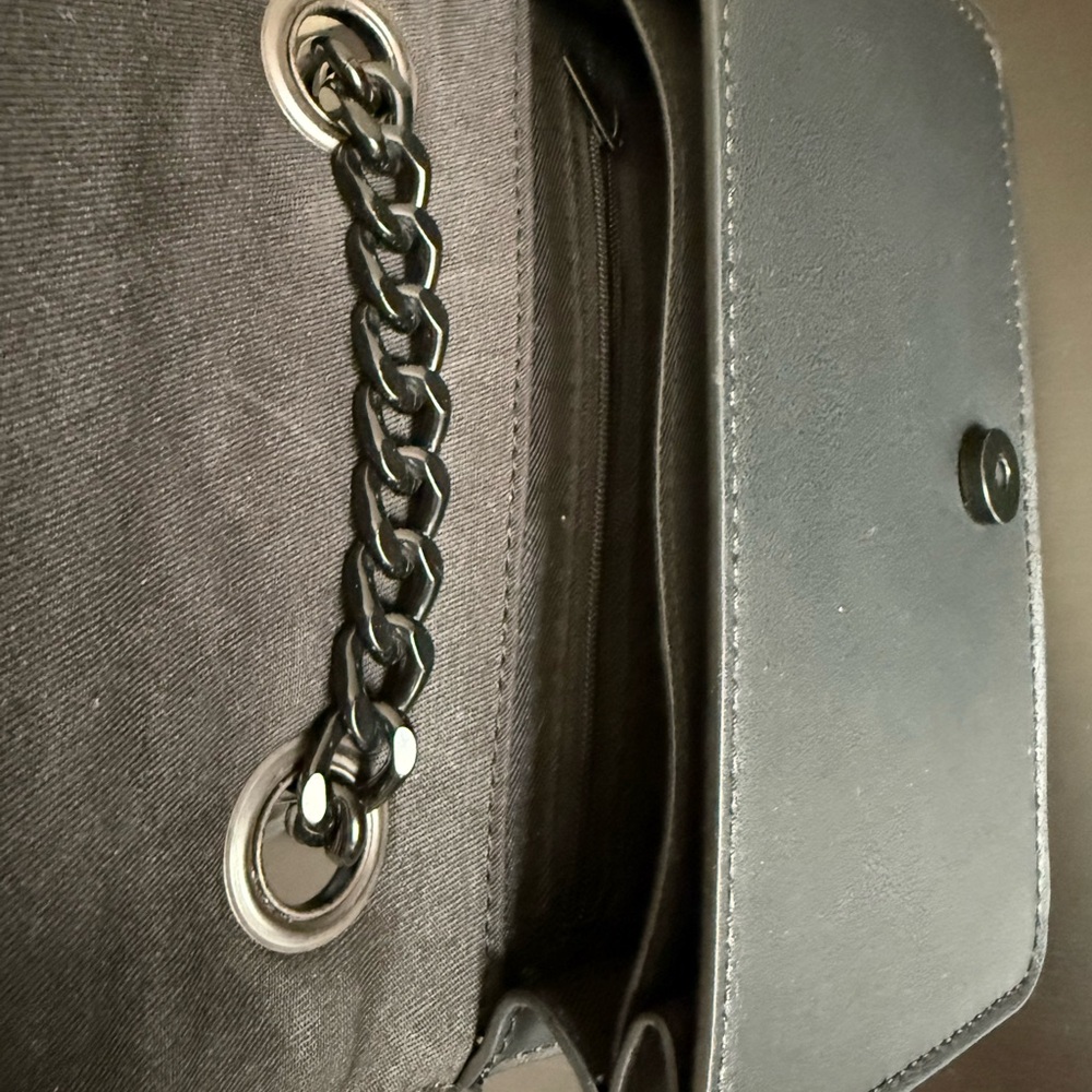ALDO Black Quilted Chevron Crossbody Bag Matte Black Chain Strap - Picture 9 of 15